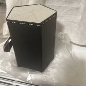 Sun glasses organizer